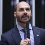 Eduardo Bolsonaro anuncia licença temporária de mandato como deputado