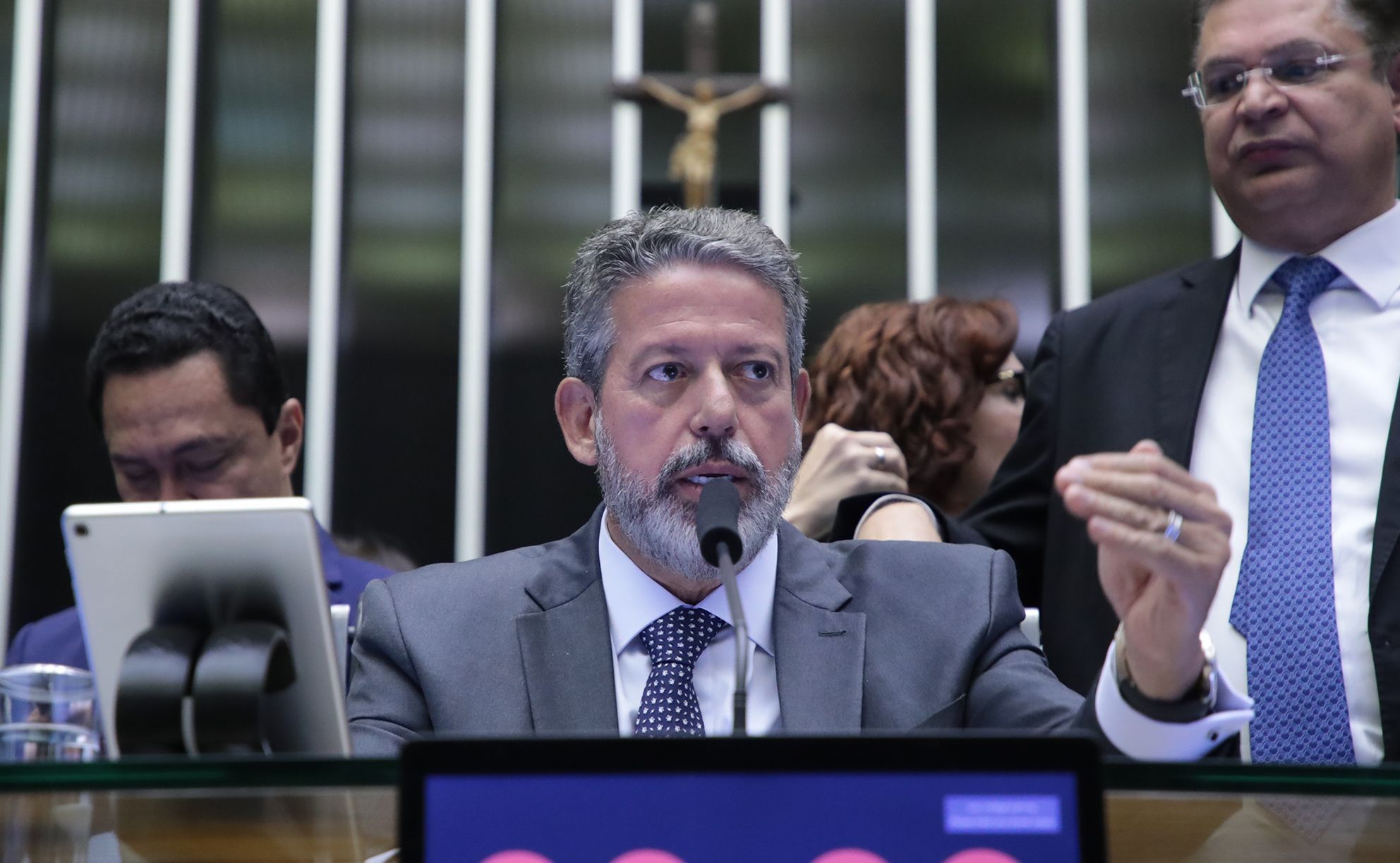 Em reação a STF, Arthur Lira cria comissão para debater PEC das Drogas na Câmara