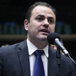 Deputado do PSOL é preso pela PM em ocupação de universidade