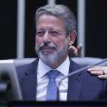 Ao lado de Hugo Motta, Lira é homenageado em evento do agro em São Paulo