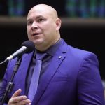 Nove deputados renunciam mandatos em Brasília para assumir prefeituras