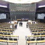Deputados do PT contrariam partido e votam a favor da castração química para pedófilos