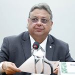 Presidente da Comissão de Orçamento nega adiamento e confirma votação