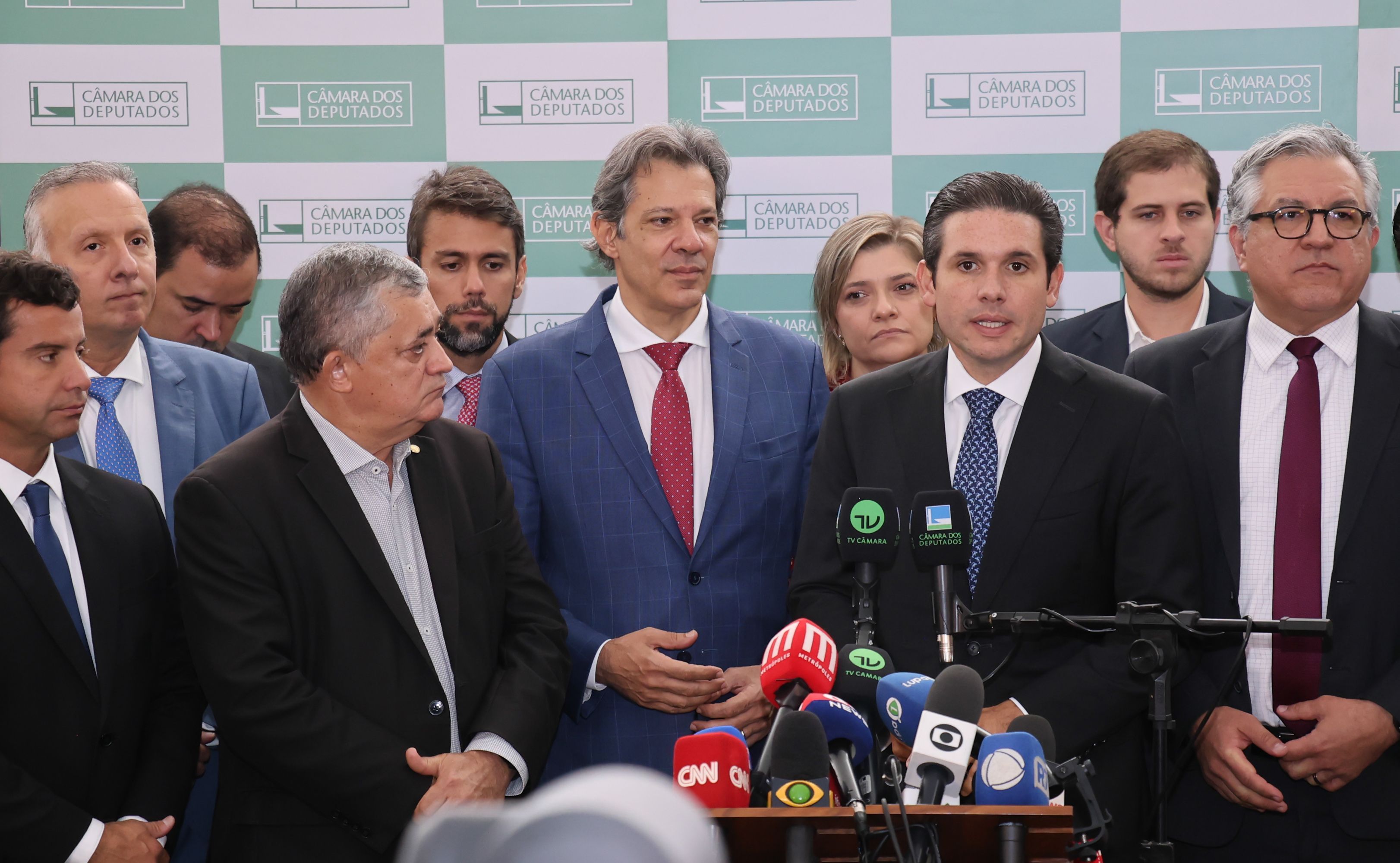 Haddad elege 25 prioridades no Congresso e diz que na economia ‘não há bala de prata’