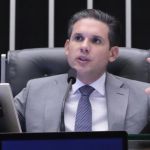 Hugo Motta destaca aprovação de medidas de segurança após votações na Câmara