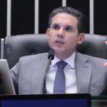 Projeto que acaba com escala 6x1 é pautado para destravar votações na Câmara