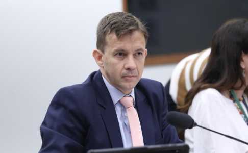Deputado Eduardo Velloso foi alvo da operação que apura desvio de emendas parlamentares