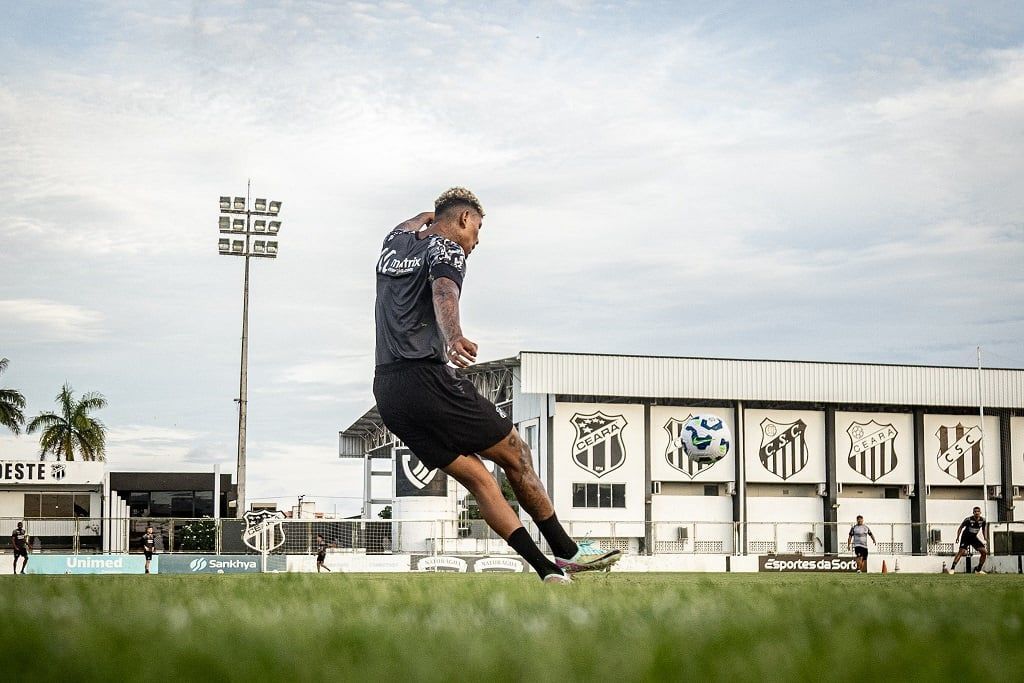 Escalação do Ceará: Condé tem retorno importante para jogo contra o Grêmio