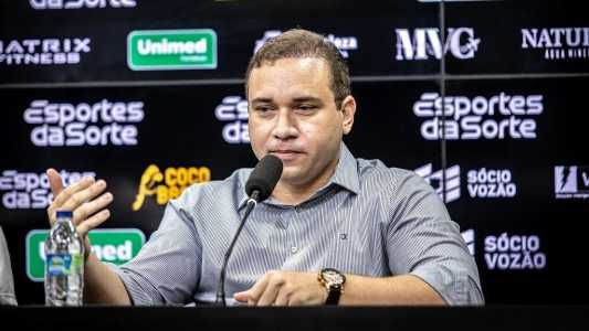 Haroldo Martins, CEO de futebol do Ceará, durante entrevista coletiva