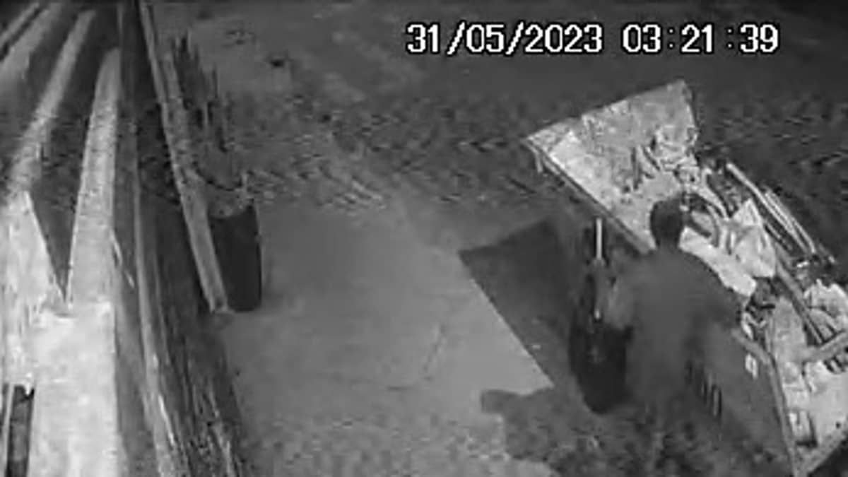 Fogo em fábrica de embalagens pode ter sido criminoso e morador em situação de rua é preso em BH; veja imagens  