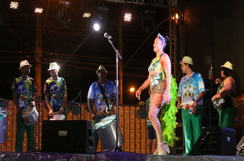 Império da Sede movimenta o carnaval de rua em Timóteo