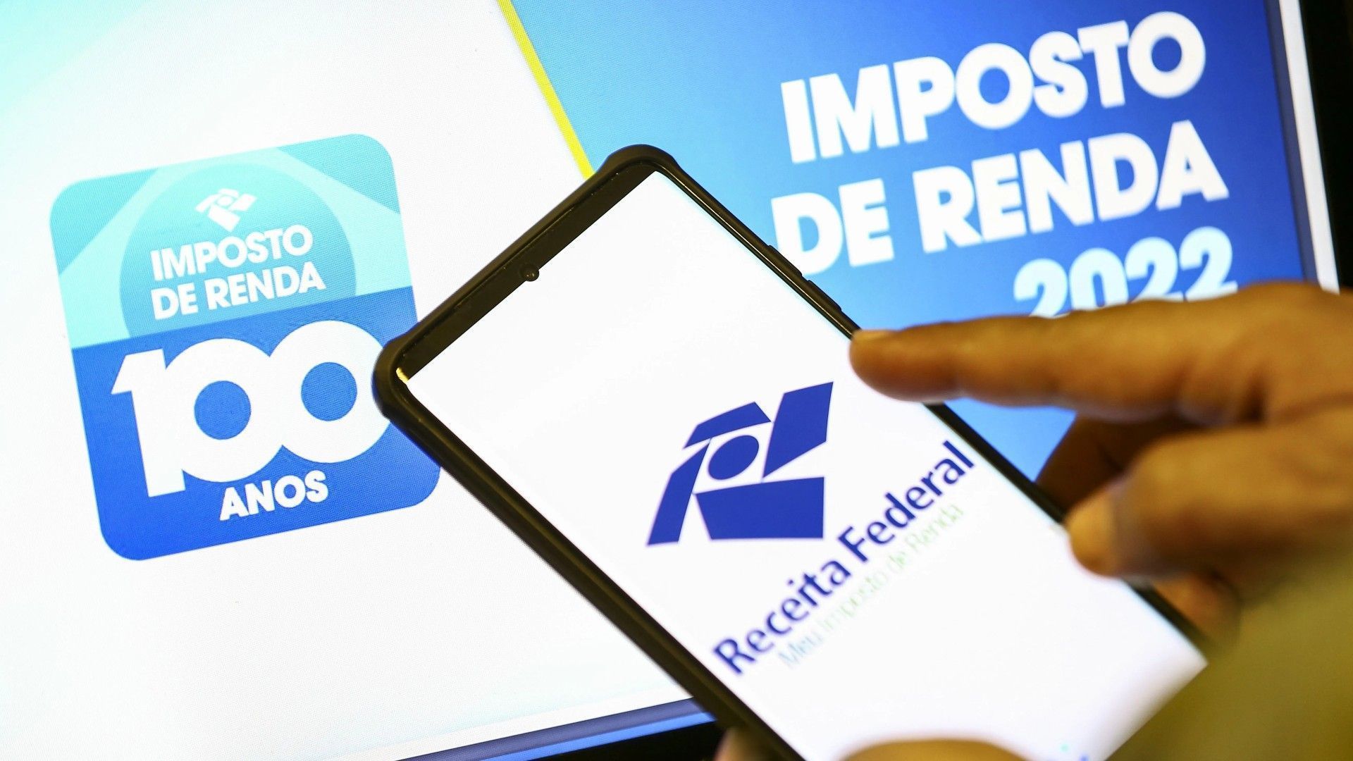 Imposto de Renda: 2º lote da restituição contempla 6,5 milhões de contribuintes; veja como consultar