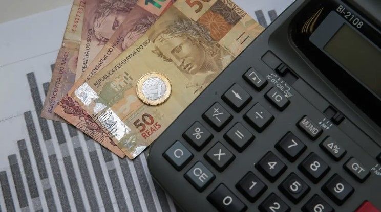 Do vendedor de bala a empresários: veja como os impostos impactam na vida dos brasileiros