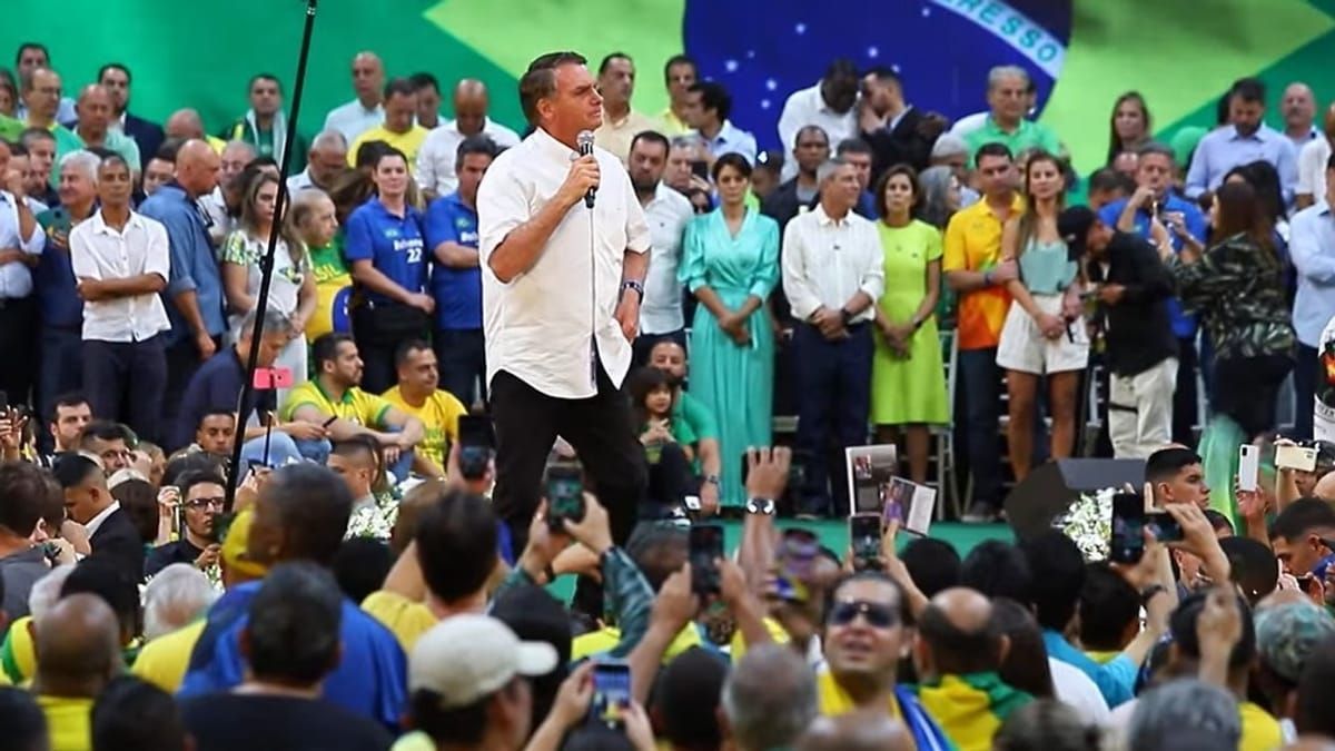 TSE deve discutir uso de vídeo com IA de Bolsonaro exibido na convenção do PL