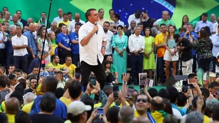 Impulsionamento de vídeos com jingle de Bolsonaro ocorreu às vésperas de convenção do PL