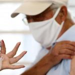 Prefeito de BH anuncia ampliação da vacina bivalente contra Covid-19