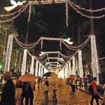 Após ‘caça ao tesouro’, inauguração das luzes de Natal da Praça da Liberdade está mantida