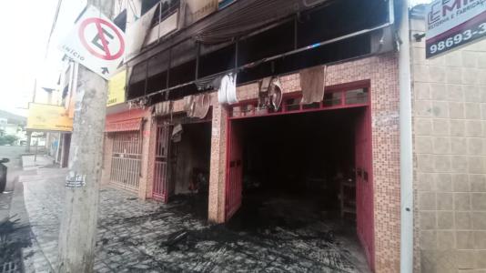 Incêndio Estofadora Ipatinga.jpeg