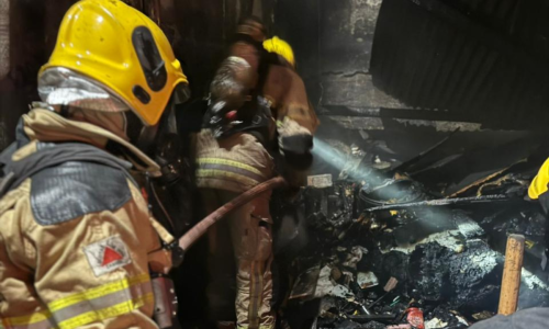 Incêndio no bairro Vila Montanhesa | foto cedida 4º BBM - GuardiãoZona da Mata