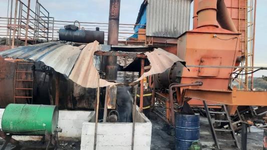 Incêndio provocou o rompimento dos registros e o vazamento de 700 litros em bacia de contenção