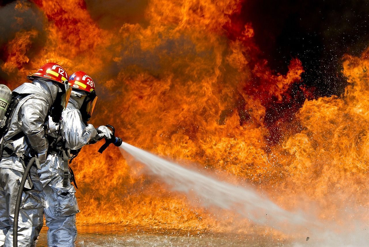 Homem incendeia mata em São Paulo e alega ter cometido crime a mando do PCC