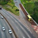 Ônibus com 41 passageiros usa área de escape do Anel Rodoviário de Belo Horizonte