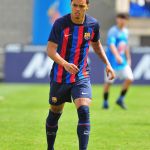 Filho de Ronaldinho Gaúcho vira cinegrafista em partida do Barcelona