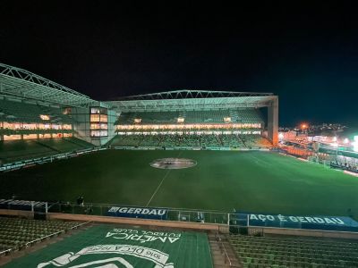 O Independência não corre o risco de ser interditado. Na semana passada, o vereador professor Wendel (PSB) cogitou essa possibilidade, uma vez que duas condicionantes para que o estádio recebesse a licença de funcionamento não teriam sido cumpridas p