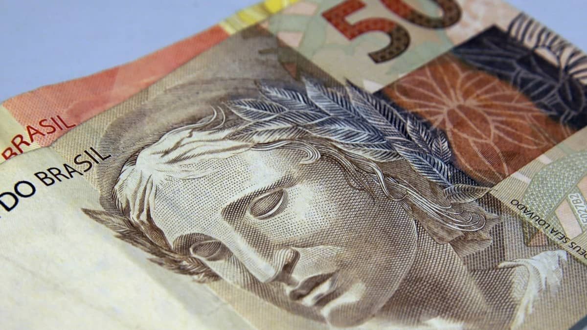 Inflação pelo IPC-S desacelera a 0,08% na 4° quadrissemana de maio, diz FGV