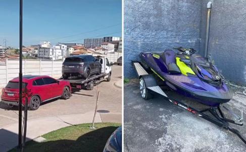 Fotos mostram itens apreendidos pela Polícia Civil em Extrema (MG)