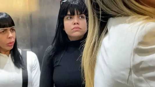 Influenciadoras que ofereceram banana e macaco a crianças negras têm redes bloqueadas pela Justiça
