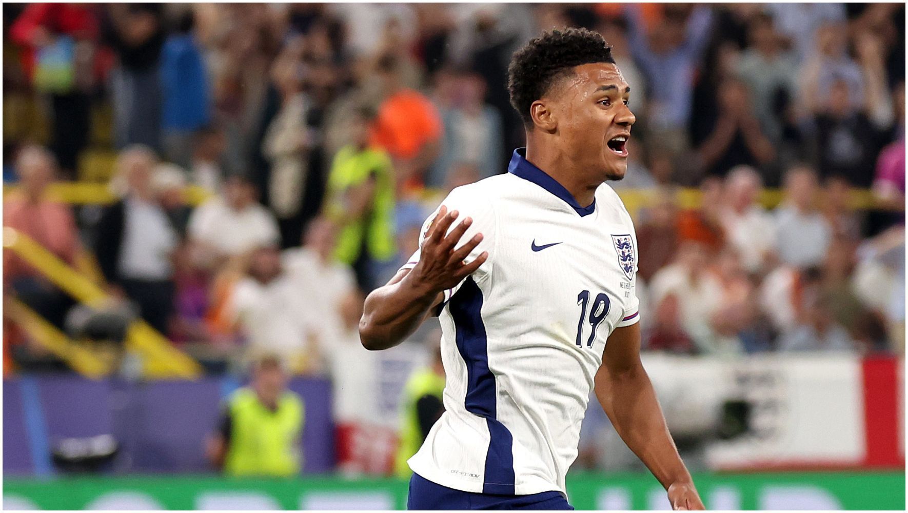 Inglaterra marca no fim, vence a Holanda e vai enfrentar a Espanha na final da Euro