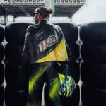 GP do Brasil: Hamilton chega em Interlagos com homenagem para Senna