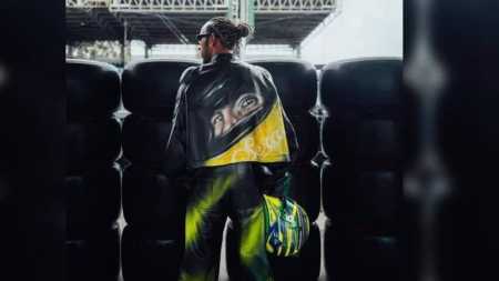 Inglês homenageou Ayrton Senna com jaqueta estilizada