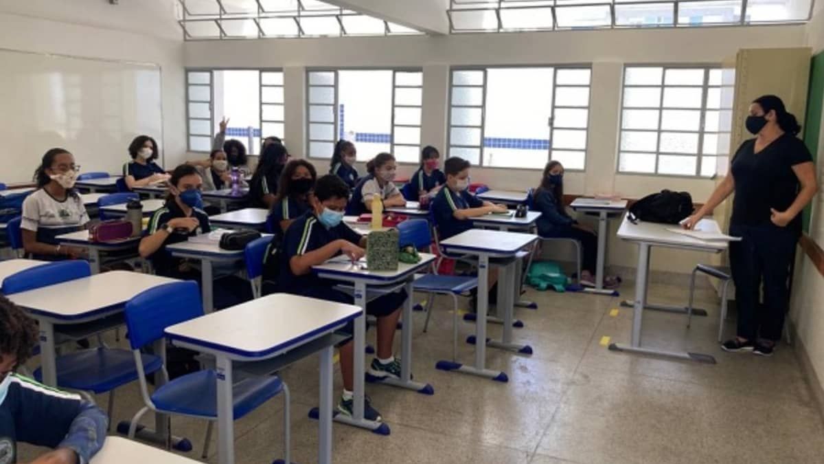 Saiba como realizar inscrição para vagas remanescentes na rede estadual de ensino