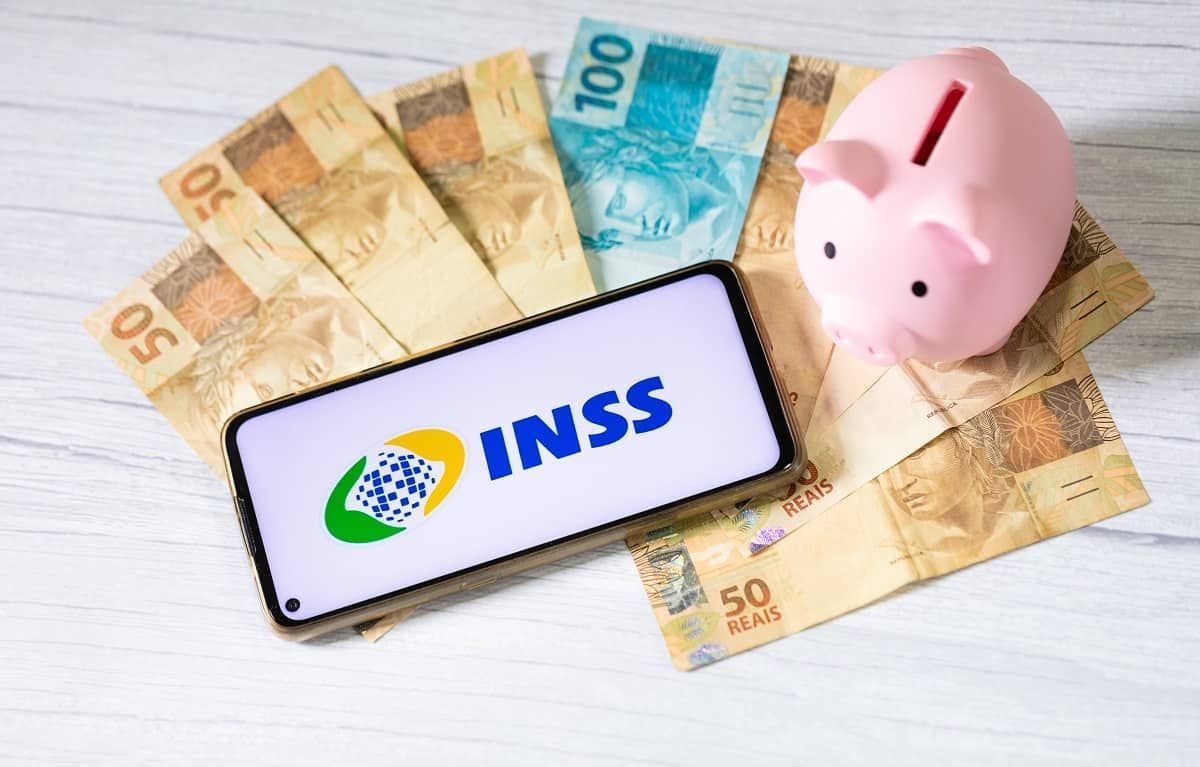 600 mil aposentados e pensionistas aderiram ao acordo com o INSS para serem reembolsados pelos descontos ilegais