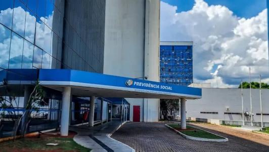 INSS antecipou pagamento do 13º salário