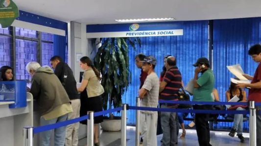 INSS entrou com pedido para STF reavaliar decisão sobre possibilidade de mudança em aposentadorias