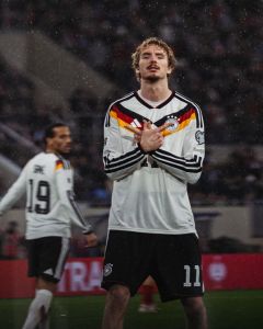 Nick Woltemade, da Alemanha, marcou dois gols no jogo contra o Luxemburgo