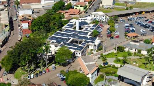 Instalação dos equipamentos na Unidade Básica de Saúde (UBS) Central
