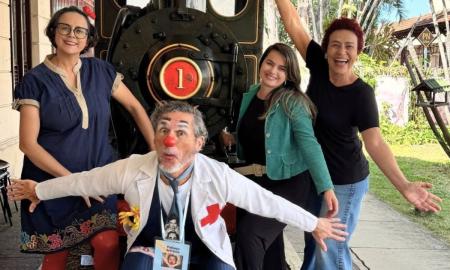 Integrantes do projeto 'Doses de Sorriso' visitam pediatrias hospitalares em Juiz de Fora