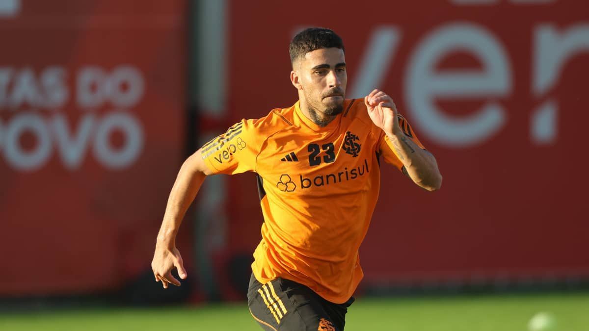 Inter anuncia rescisão antecipada com volante Gabriel
