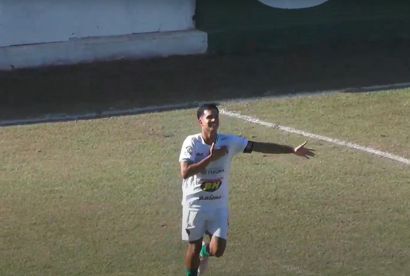 Inter de Minas vence Villa Real em estreia na Segunda Divisão do Mineiro