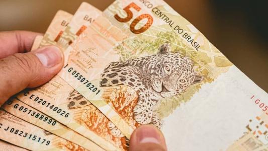 Inter revê inflação para baixo e projeta índice em 4,6% para o Brasil em 2023.