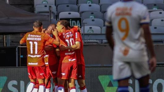 Inter vence no Mineirão e eleva chance de rebaixamento do Cruzeiro no Brasileiro
