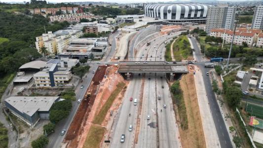 Interdição está programada para domingo (4) entre 8h30 e 15h para obras de concretagem