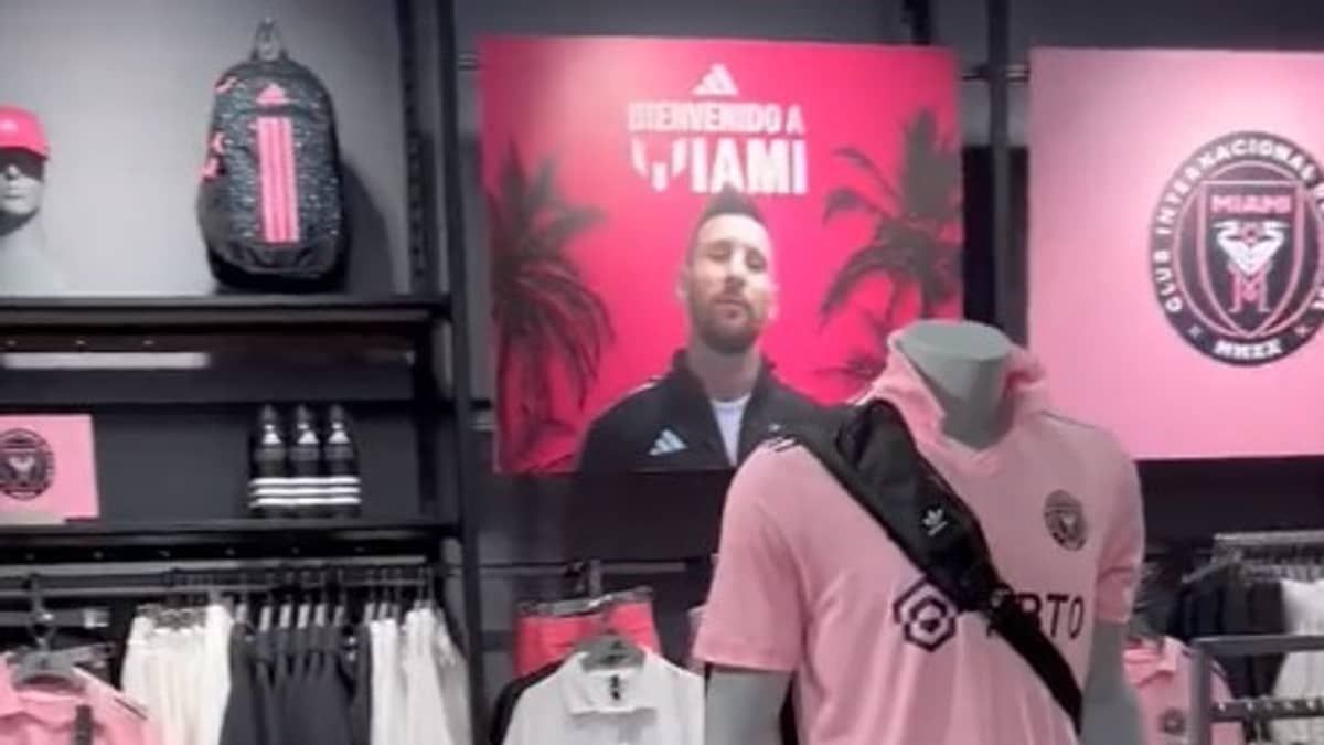 Loja da Adidas em Nova York exibe fotos de Messi com a camisa do Inter Miami; veja  