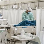 Covid-19 e rinovírus causam aumento de internações respiratórias, informa Fiocruz