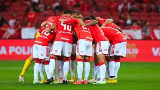 Internacional tem dois pontos a mais que o Cruzeiro no Brasileirão