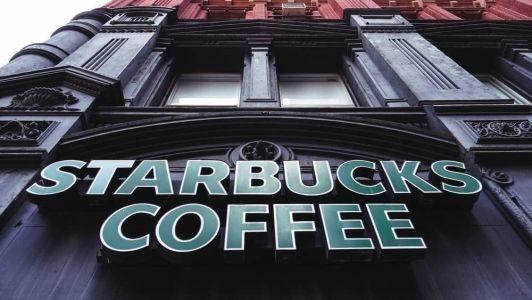 Internautas comentaram a situação do Starbucks nas redes sociais